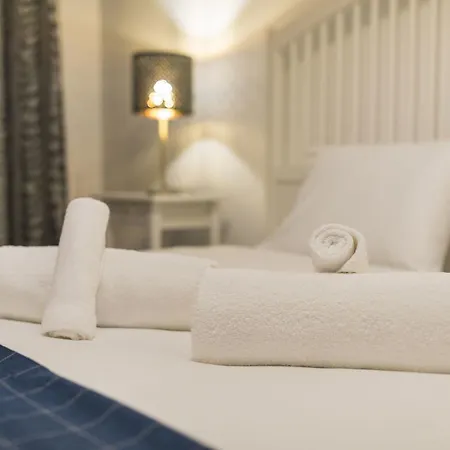 Apartment Principe Real Getaway Thistle House Lisbon