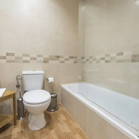 Principe Real Getaway Thistle House Apartment Lisbon